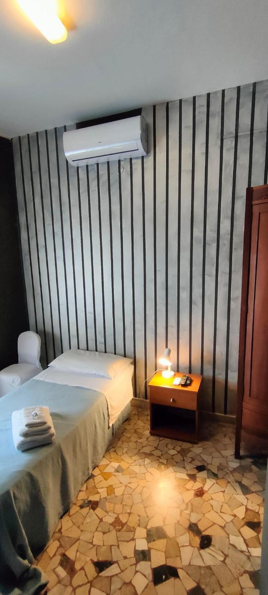 Sbarcatore Dei Turchi Hotel Brucoli Bagian luar foto